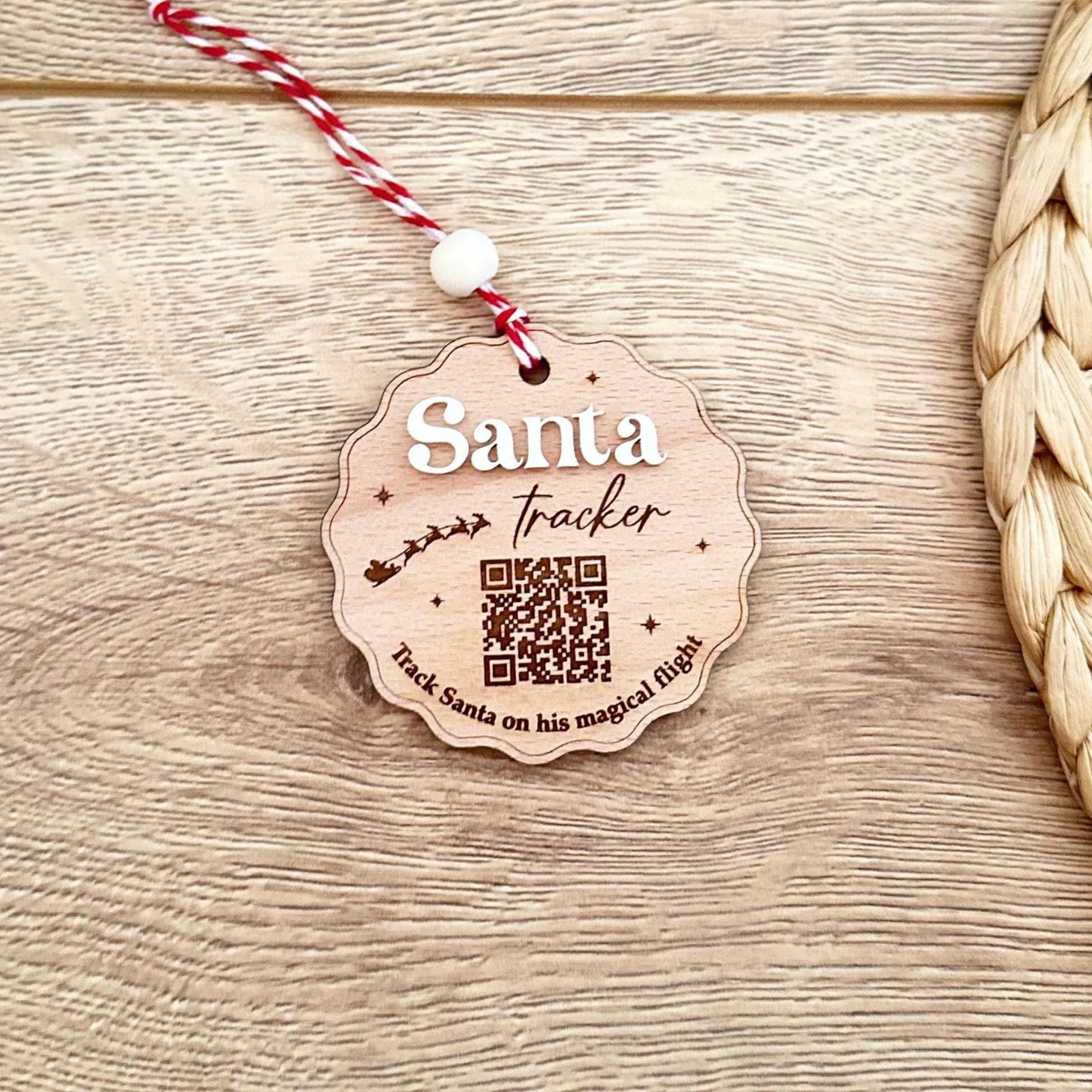 Santa Tracker | Scan to Track | Bauble | Fun | Gift | Child | Activity | Christmas | QR Code | Interactive