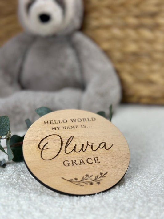 Personalised Name Announcement Disc | Hello World | New Baby | Wooden Plaque | Social Media Prop | Boy | Girl | Gift