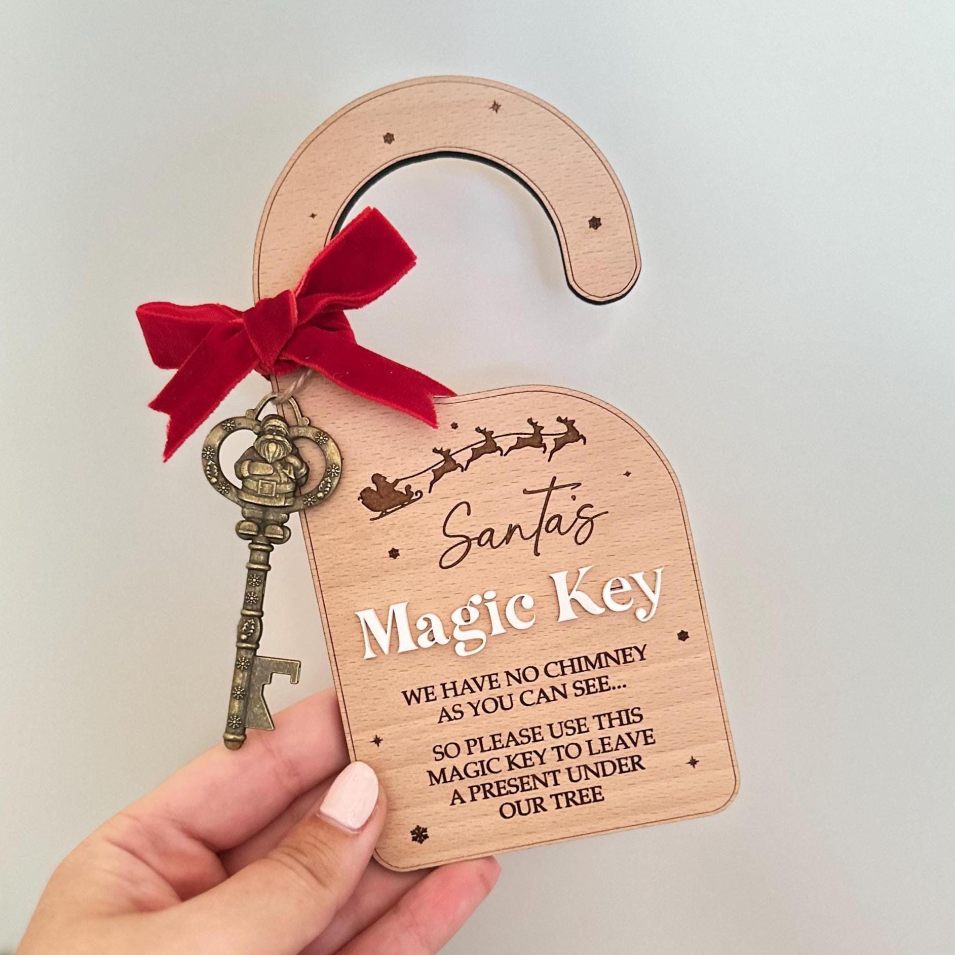 Santa's Magic Key | Door Hanger | Santa | Christmas | Christmas Eve | Decor | Magic | Gift | Children