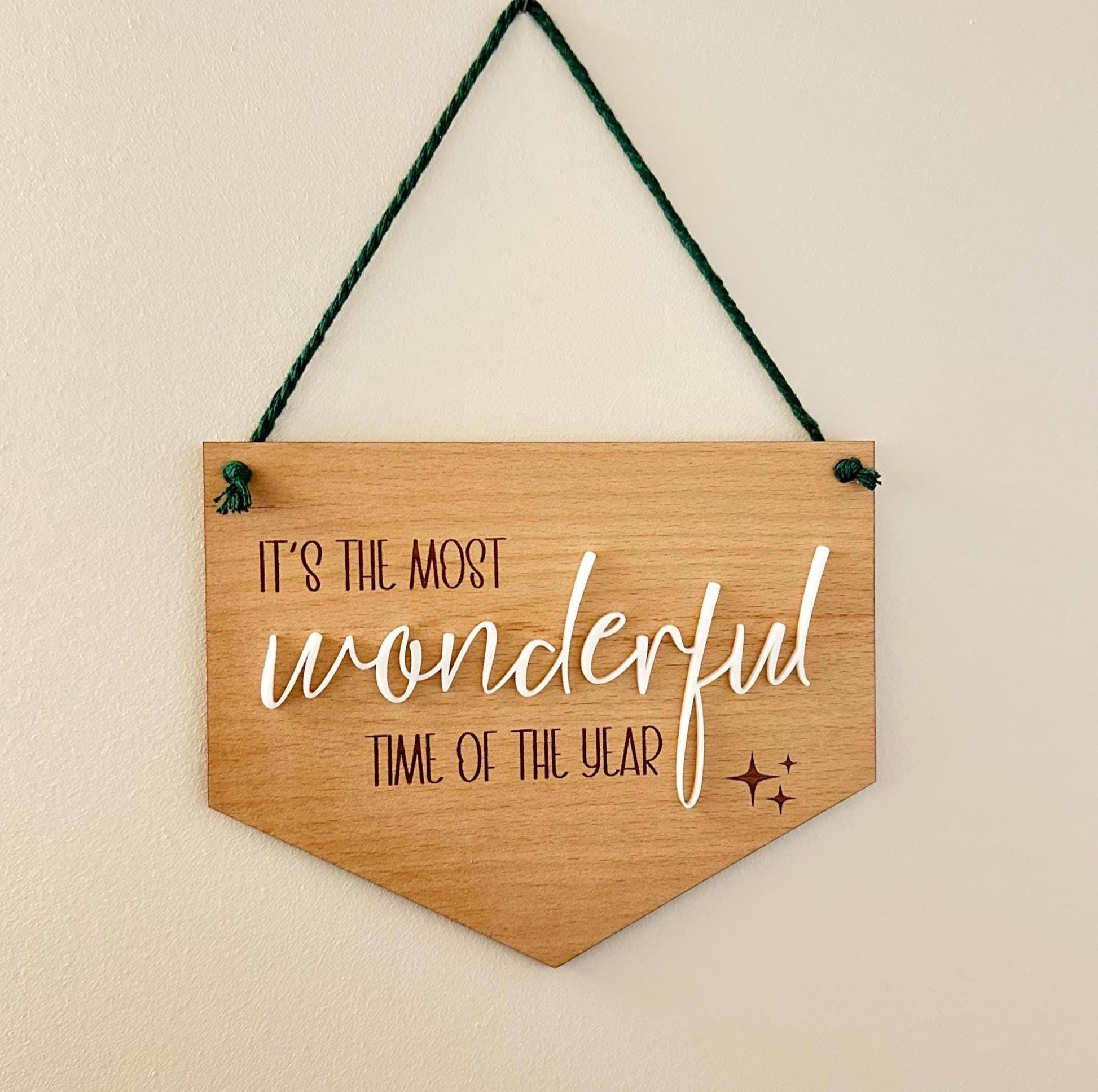 Christmas Signs | It's The Most Wonderful Time Off The Year | Holly Jolly Christmas | Never Be Too Old To Search The Skies On Christmas Eve