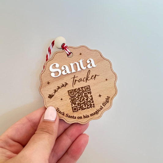 Santa Tracker | Scan to Track | Bauble | Fun | Gift | Child | Activity | Christmas | QR Code | Interactive